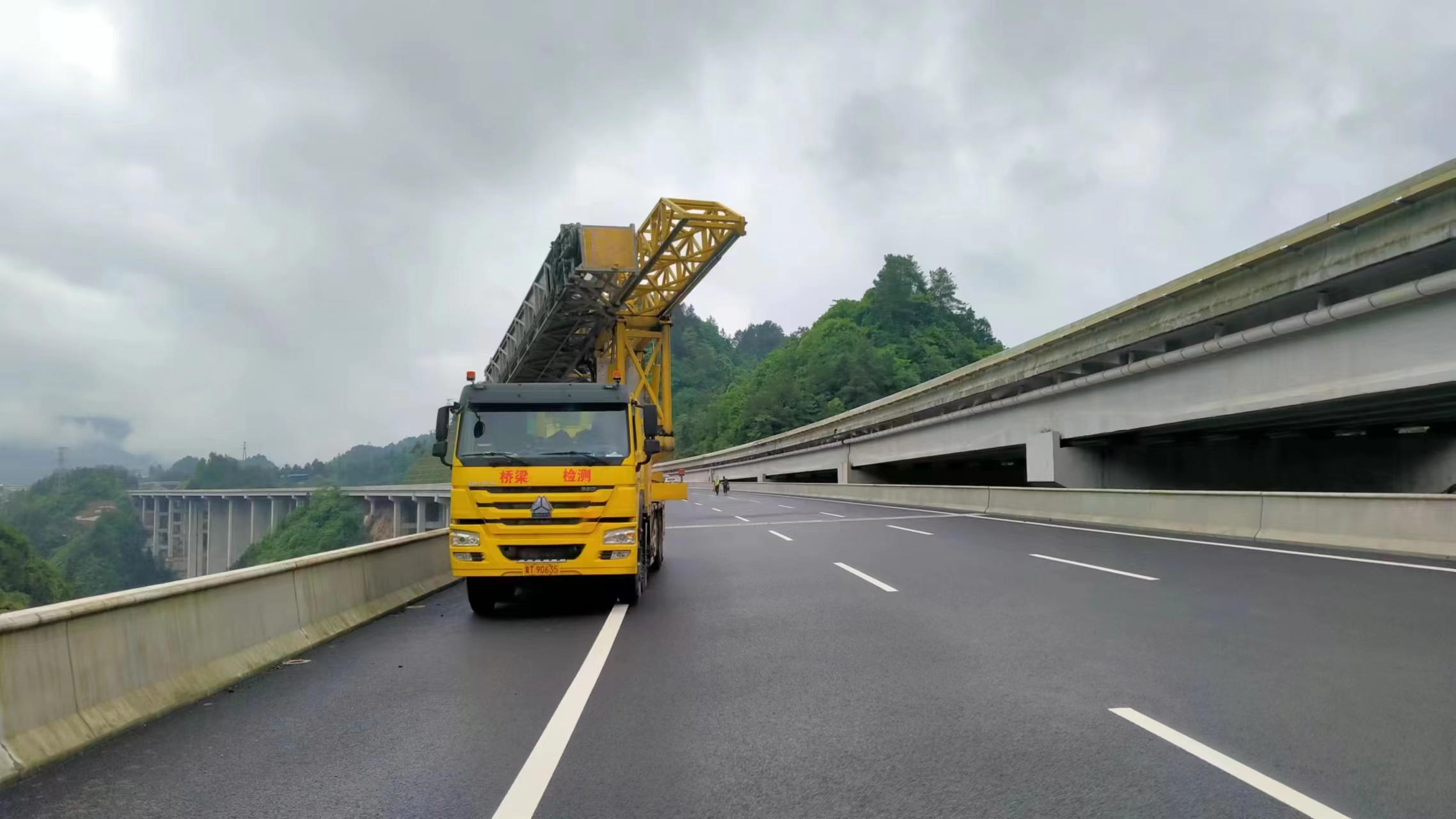 橋梁檢測車租賃 圖片4